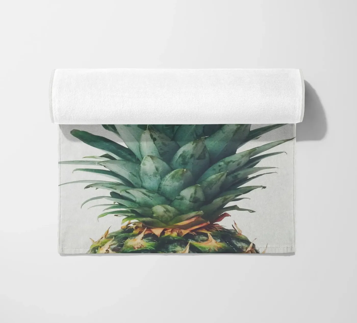 Pineapple Top Strandtuch von Cassia Beck Photography