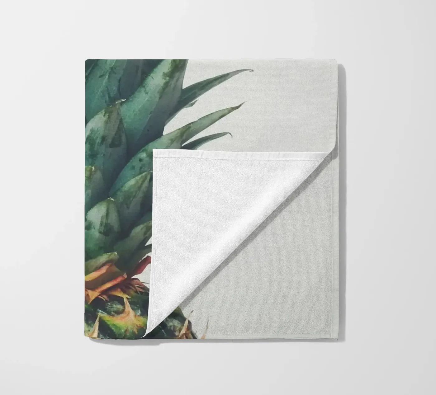 Pineapple Top Strandtuch von Cassia Beck Photography