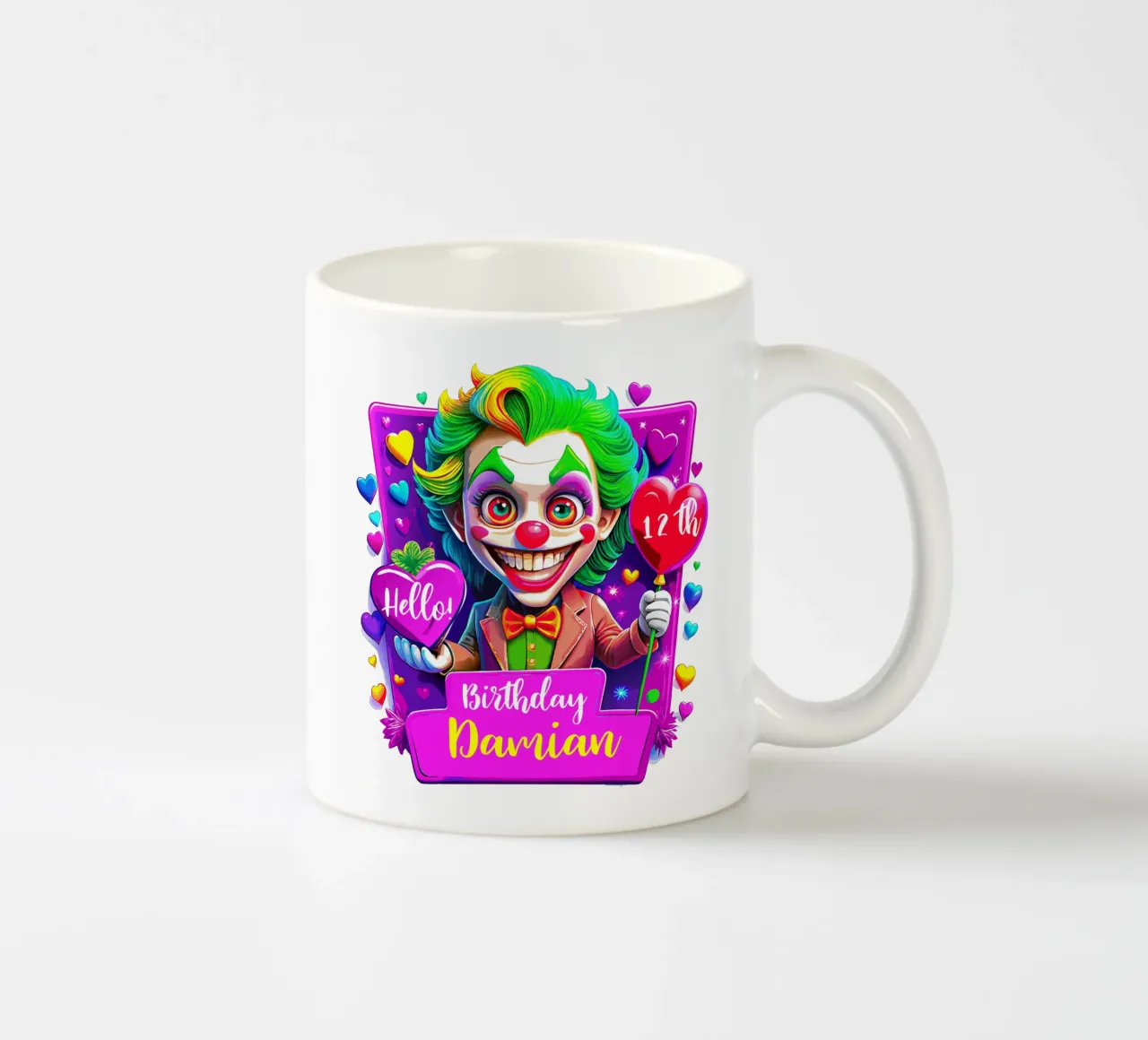 Joker Clown Geburtstag Halten Ballons - Custom All Text Keramik Tasse von Artnesia