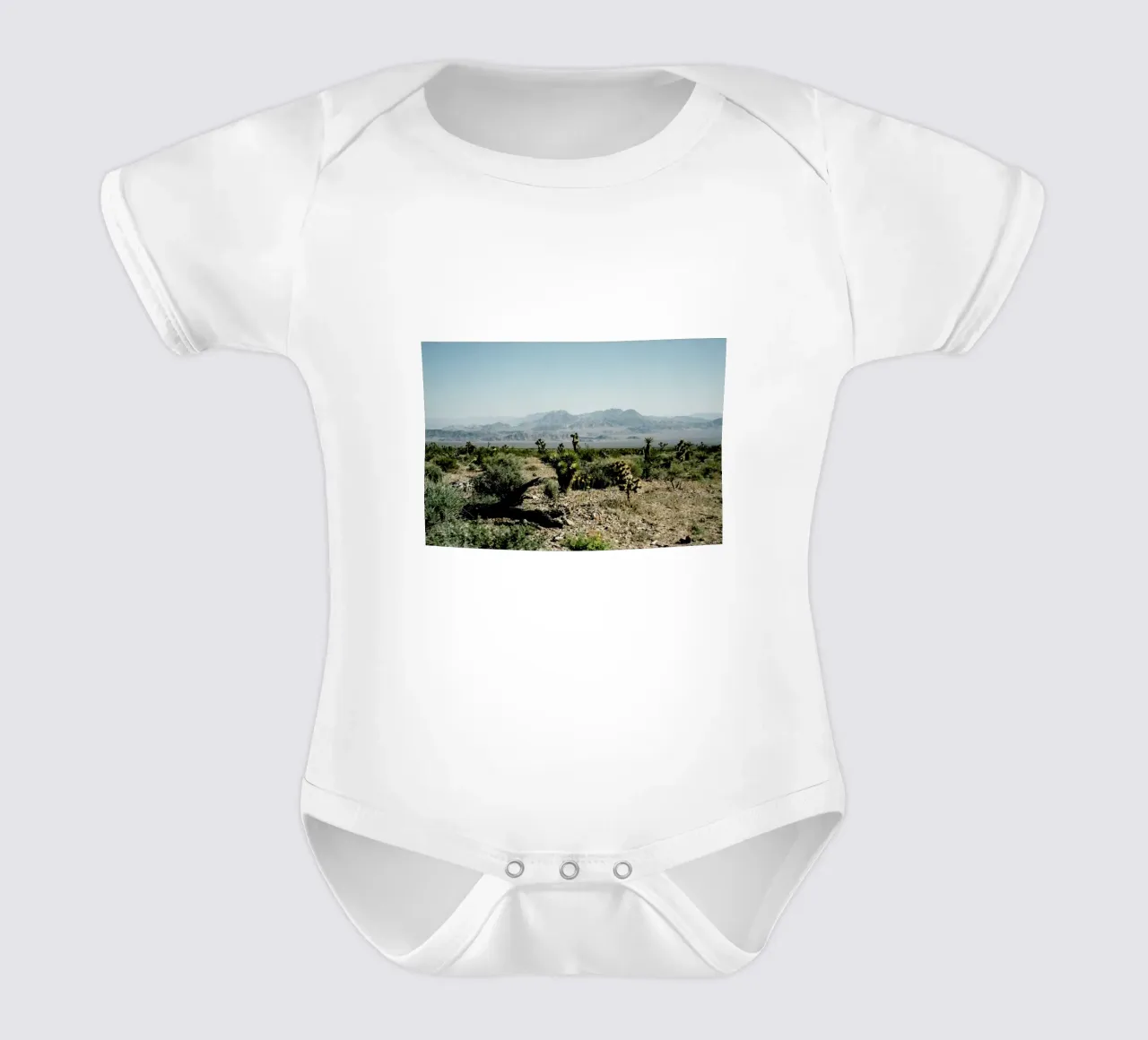 Nevada Desert Scene body neonato maniche corte da Kevin Russ