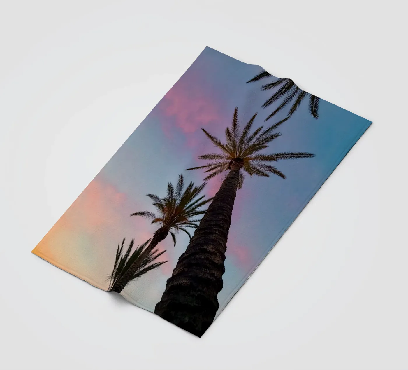 Sunset Palmtrees Fleecedecke von Thilo Grøsch