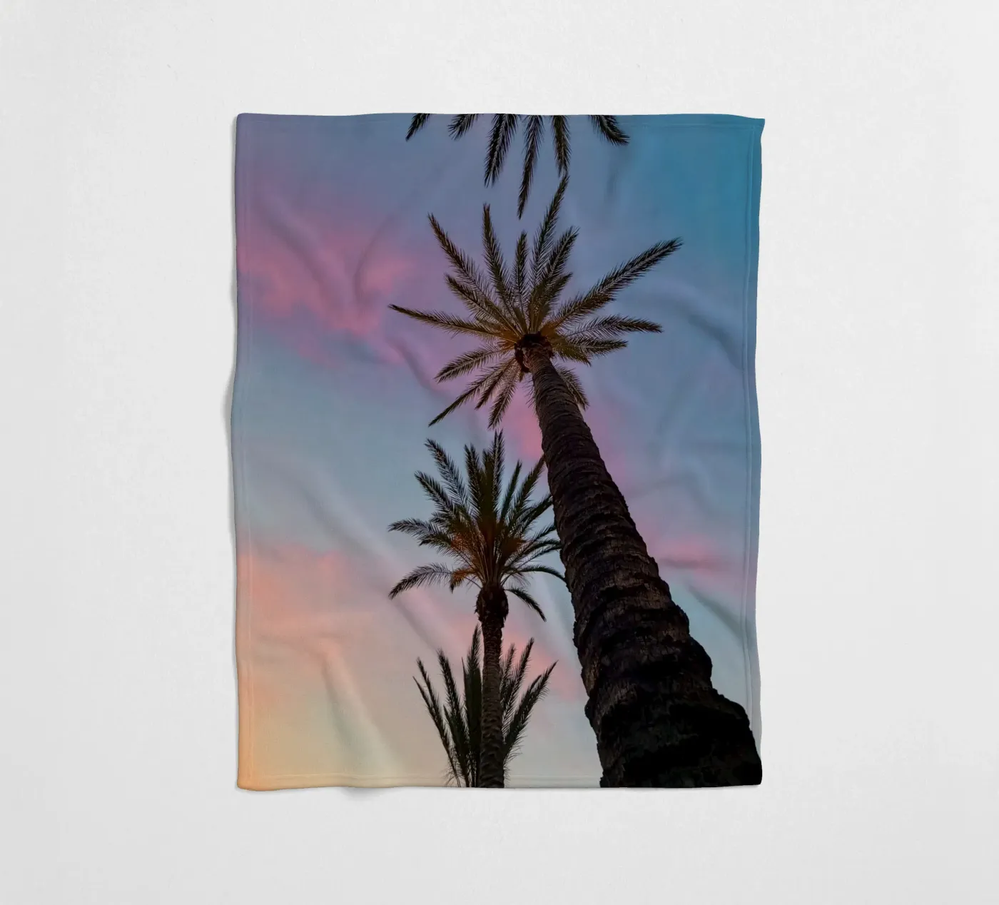 Sunset Palmtrees Fleecedecke von Thilo Grøsch