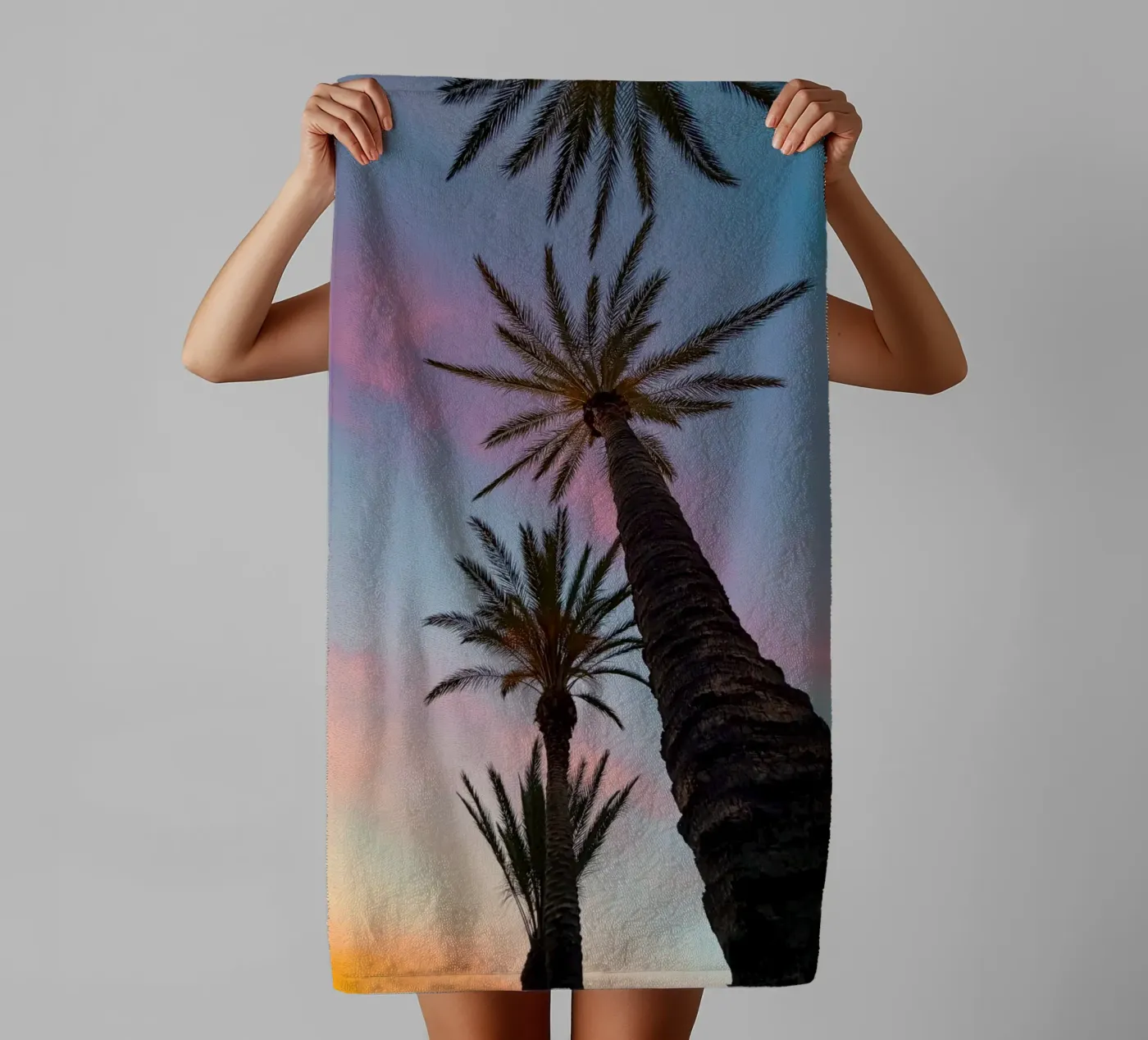Sunset Palmtrees towel by Thilo Grøsch
