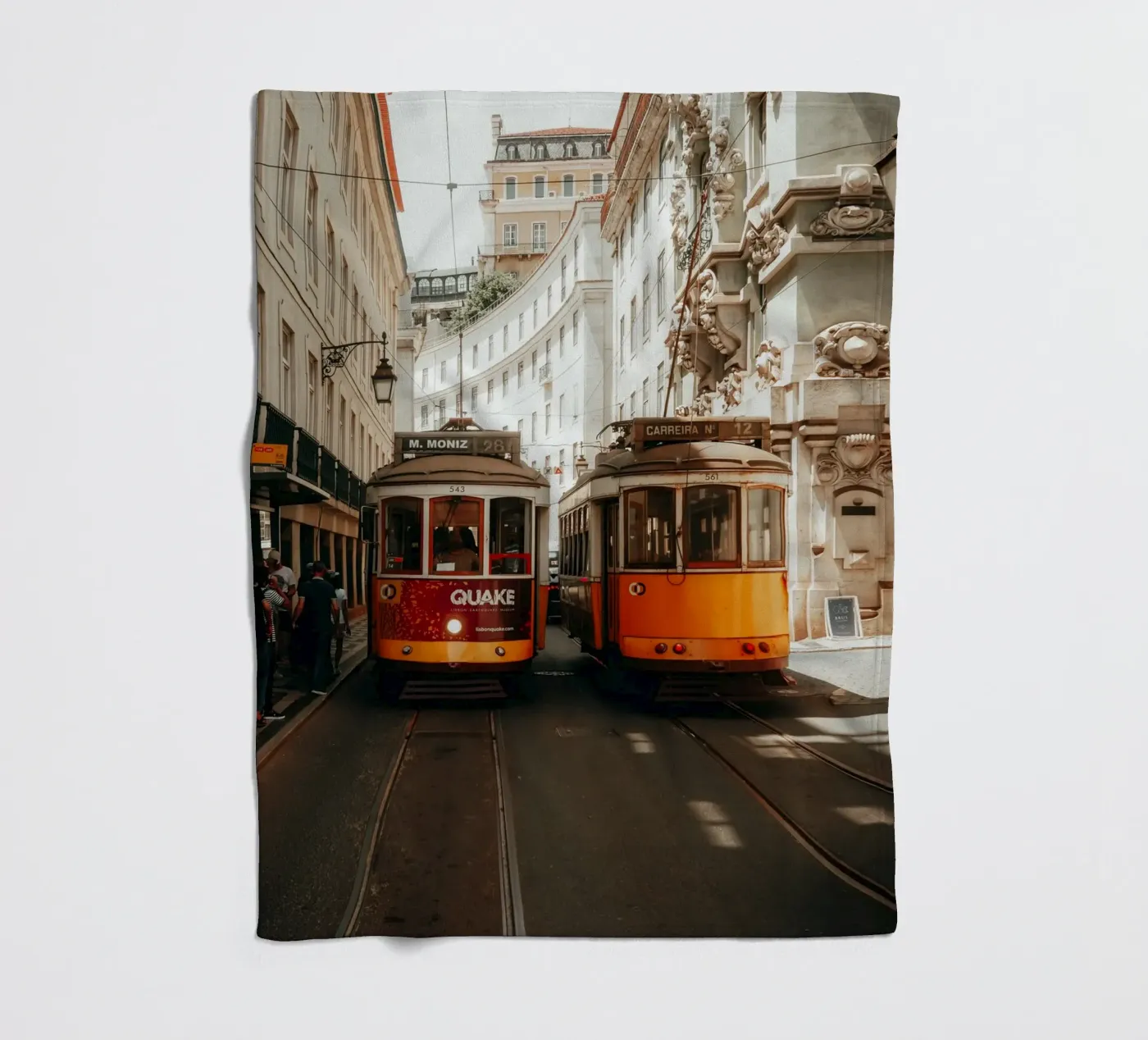 Lisbon Trams Fleecedecke von Thilo Grøsch