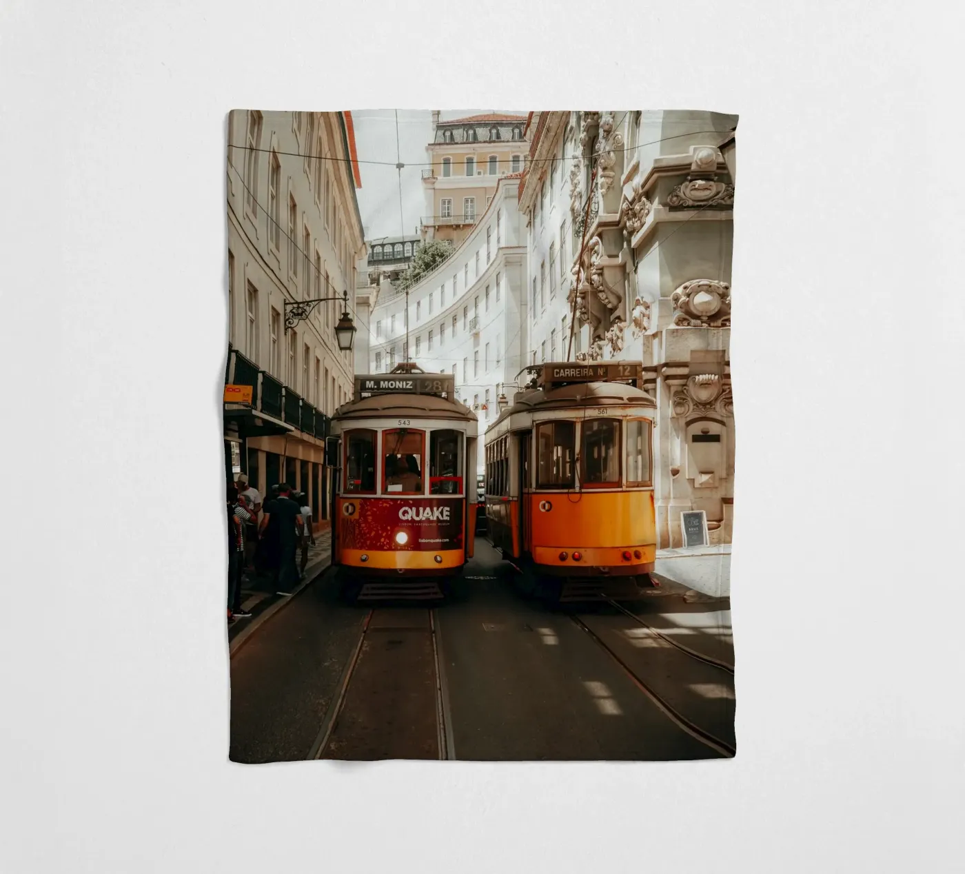 Lisbon Trams Fleecedecke von Thilo Grøsch