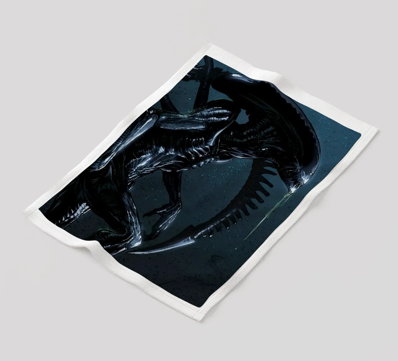 Alien Xenomorph coperta in pile da nabakumov