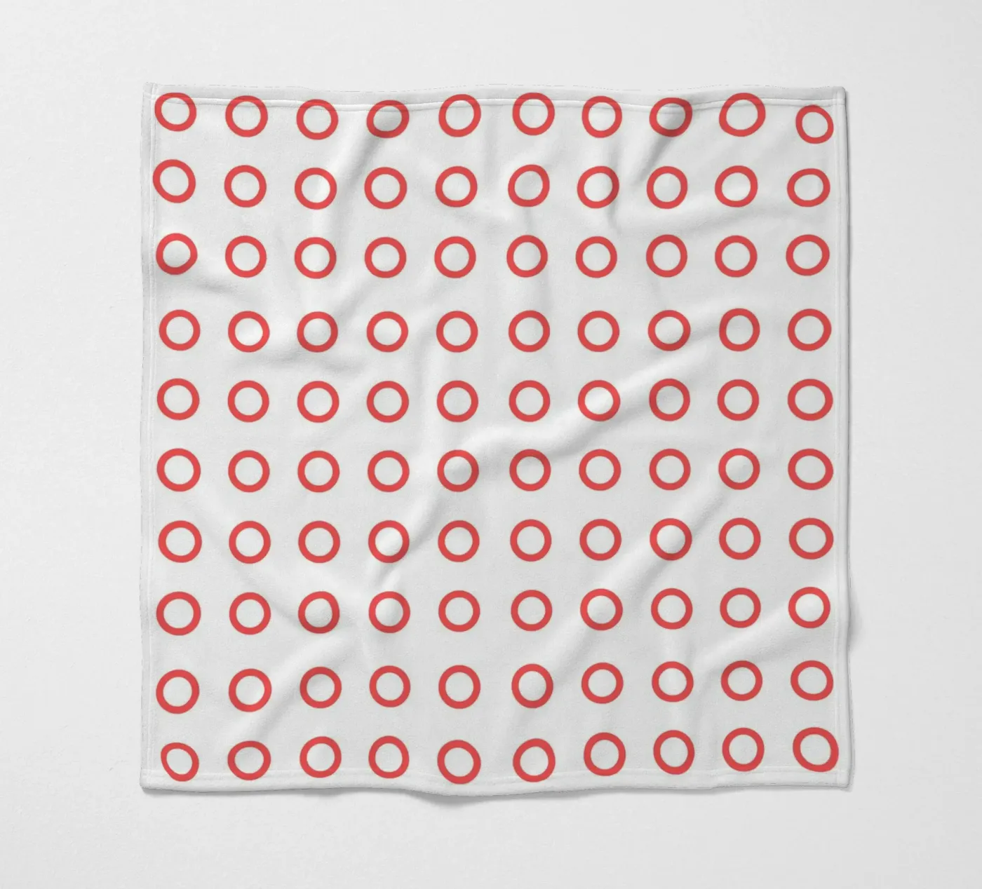 Red dots pattern Fleecedecke von Happypatterns