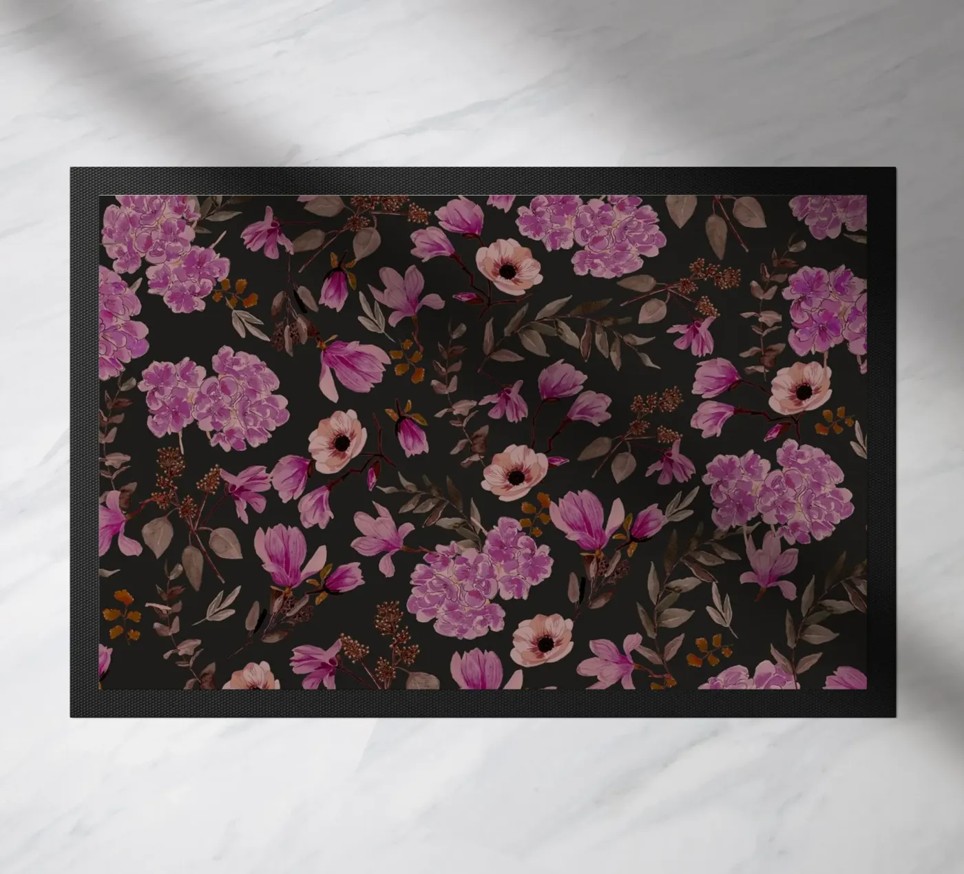 Dark Romantic Florals Pattern Fußmatte von anisillustration