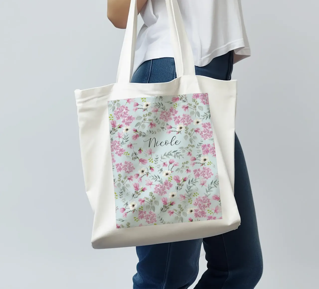 Romantic Floral Pattern Pink Flowers and Name borsa in juta da anisillustration
