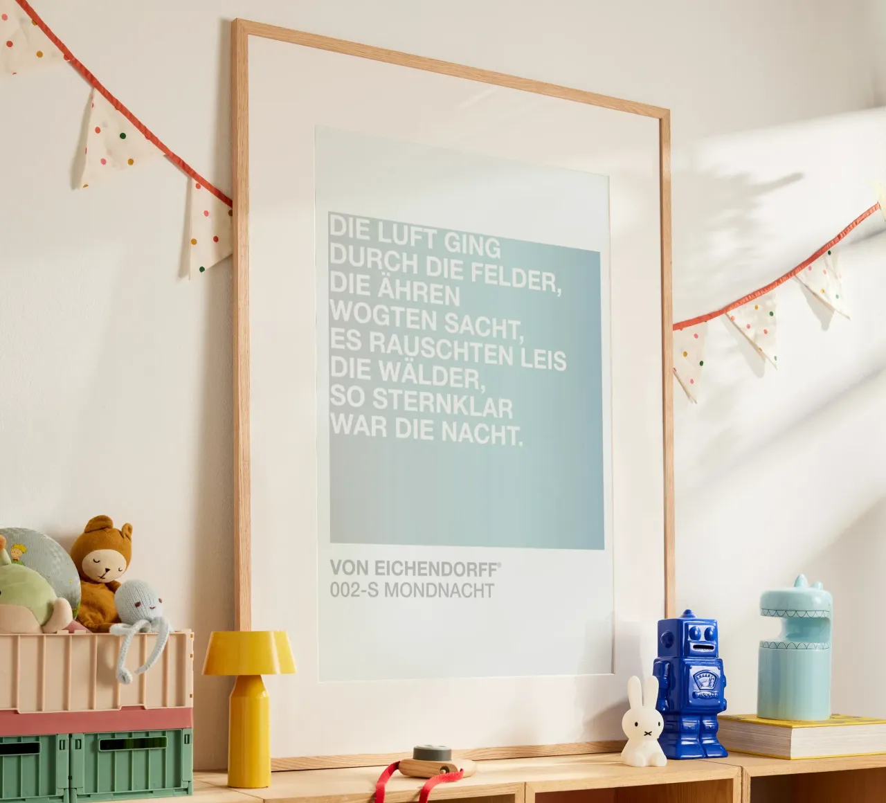 Mondnacht Light 02 poster con telaio in legno da UN-TYPISCH
