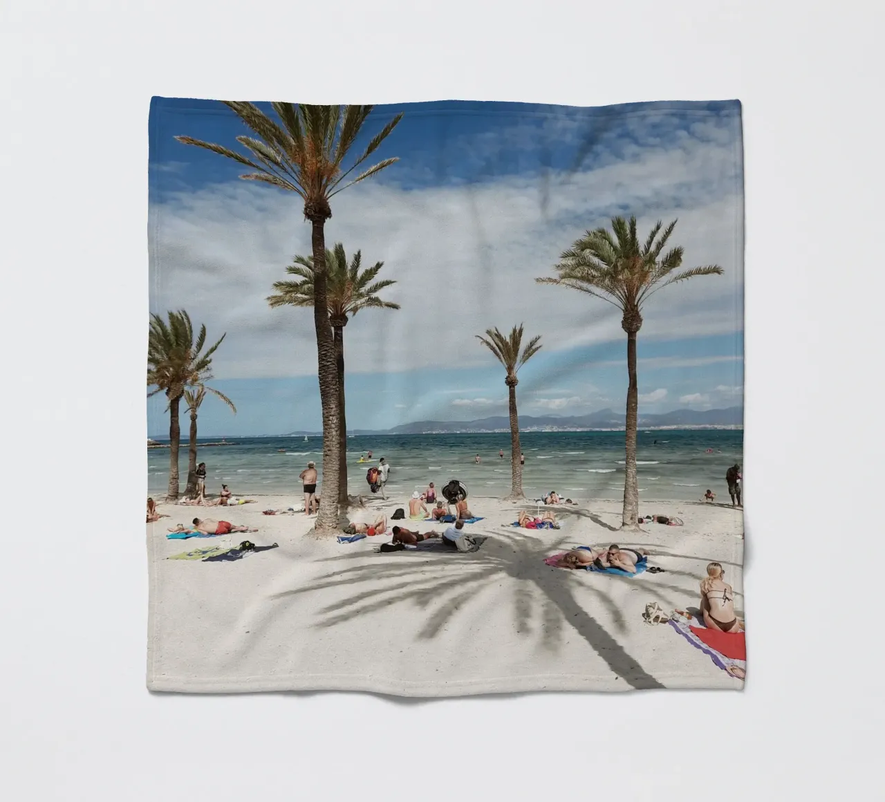 Mediterranean Beach View coperta in pile da Les Meravelles