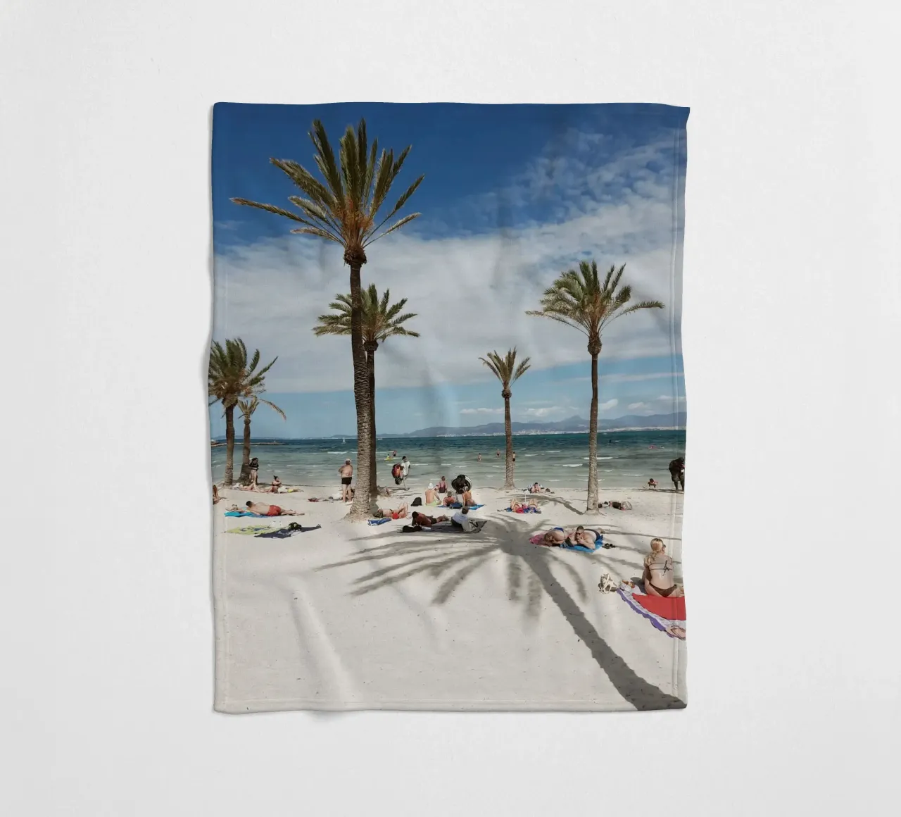 Mediterranean Beach View coperta in pile da Les Meravelles
