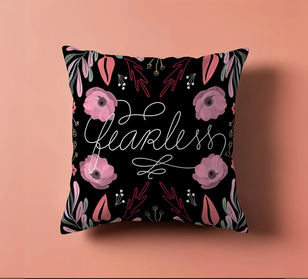 Fearless Quote Mirrored Flowers cuscino da anisillustration