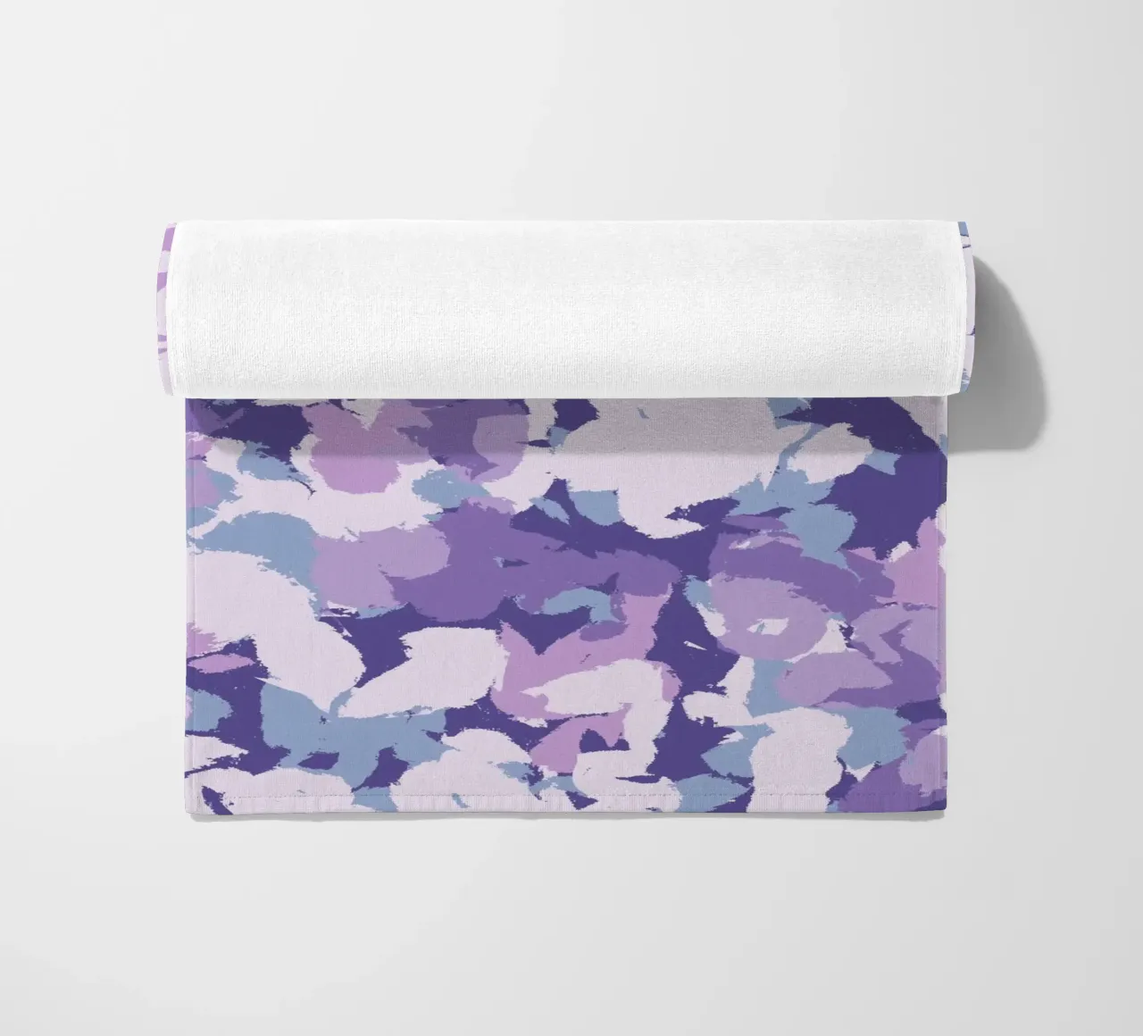 Purple Confetti Pattern telo mare da anisillustration