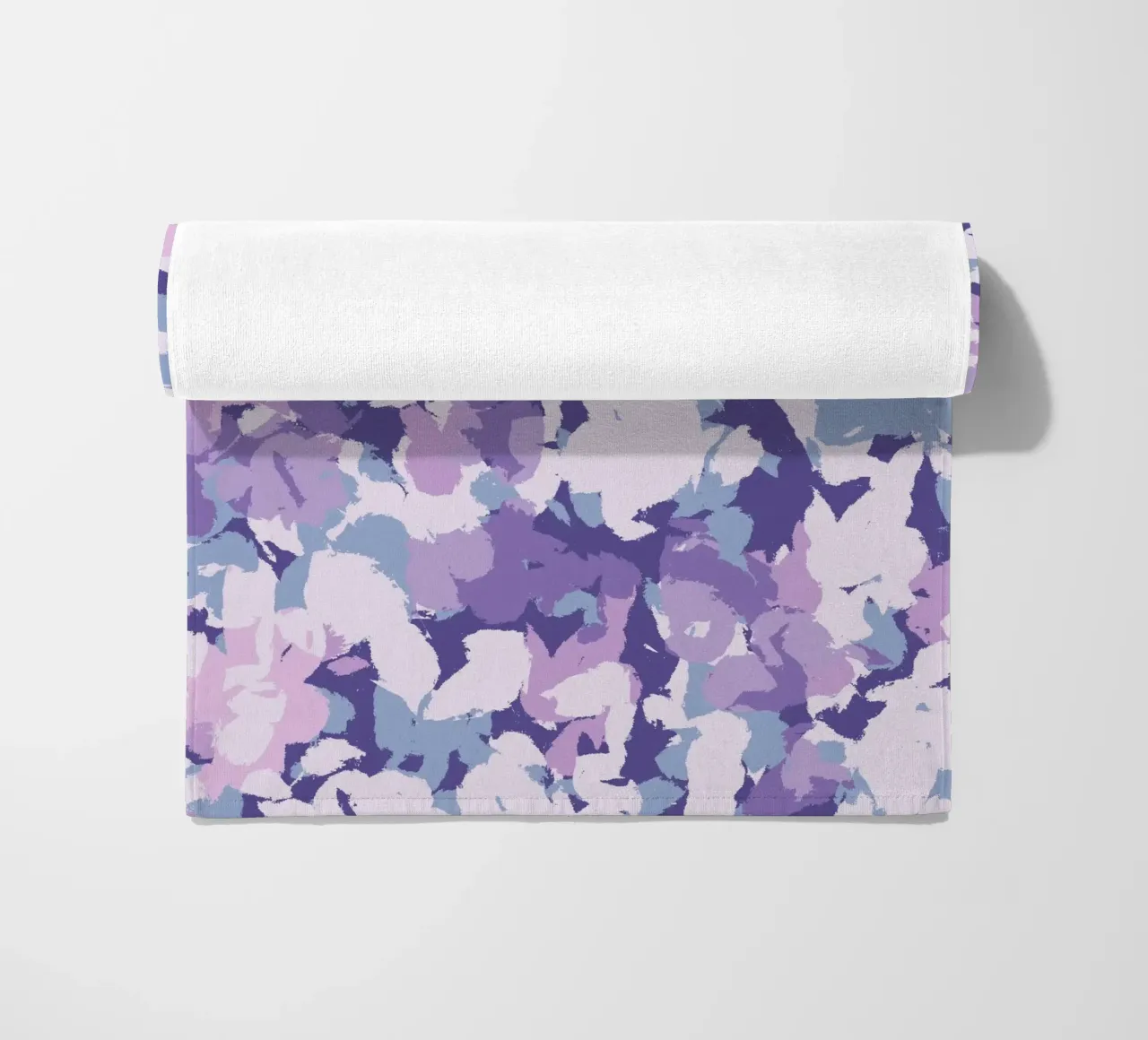 Purple Confetti Pattern telo mare da anisillustration