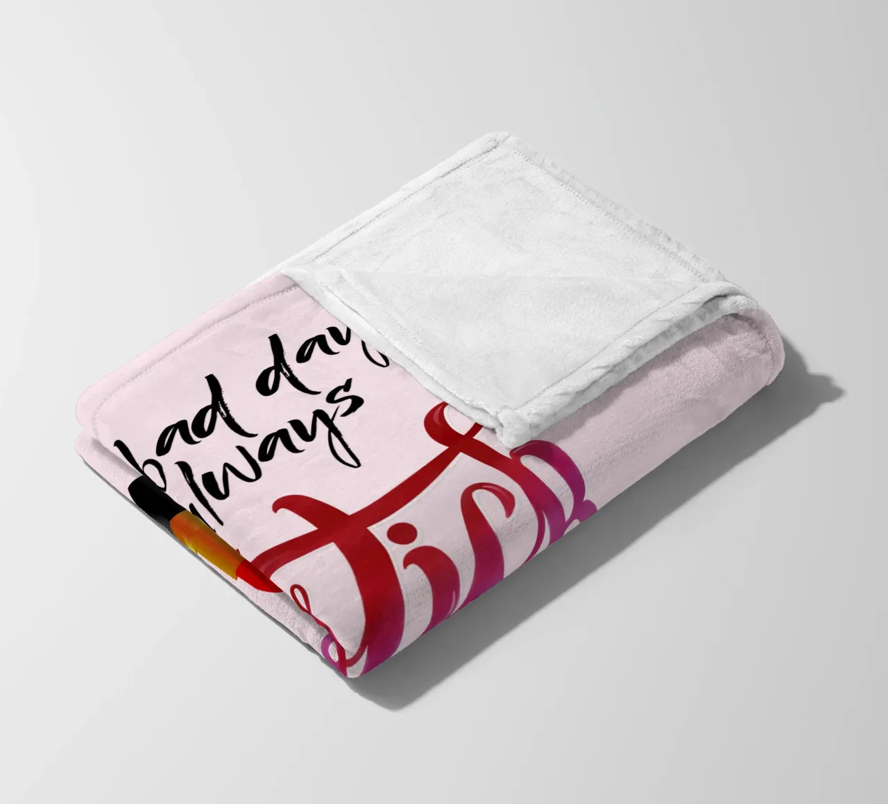 On a bad day, there is always lipstick. Motivational quote. coperta in pile da CalliLetters