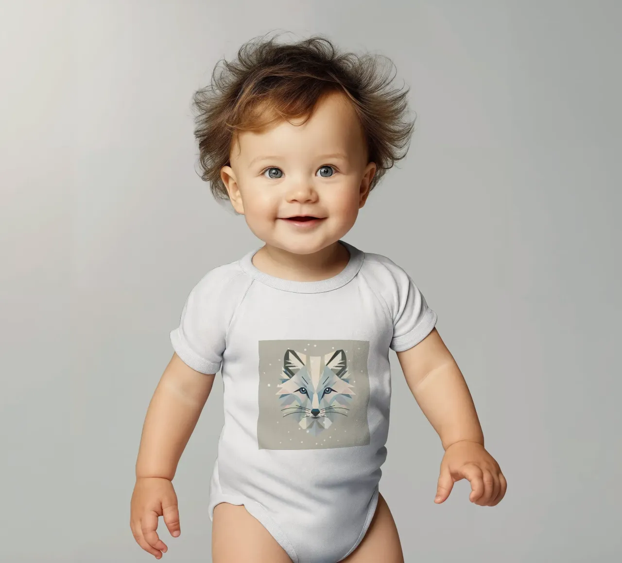 Zauberhaftes Polarfuchs-Motiv in geometrischer Eleganz Kurzarm Babybody von namosh