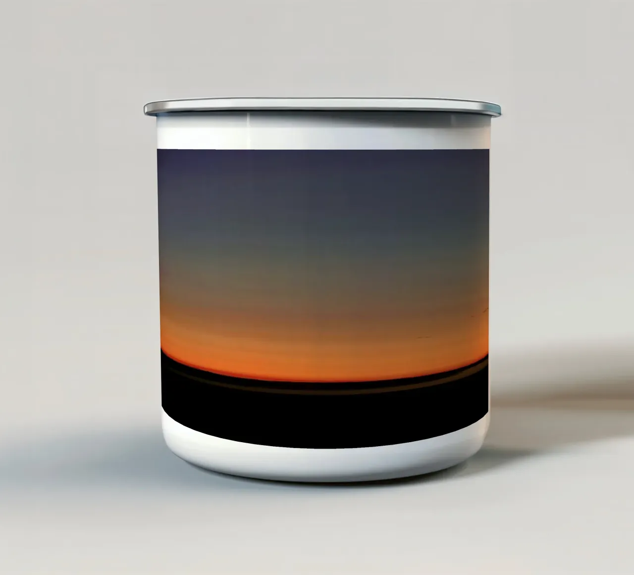 P10 tazza in smalto da Marc Gruninger