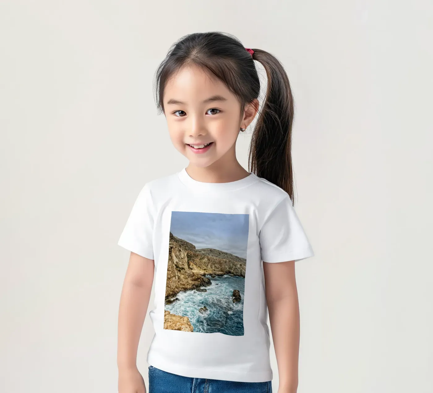 Costa t-shirt bambini da Curious Collections by Marielle Leenders