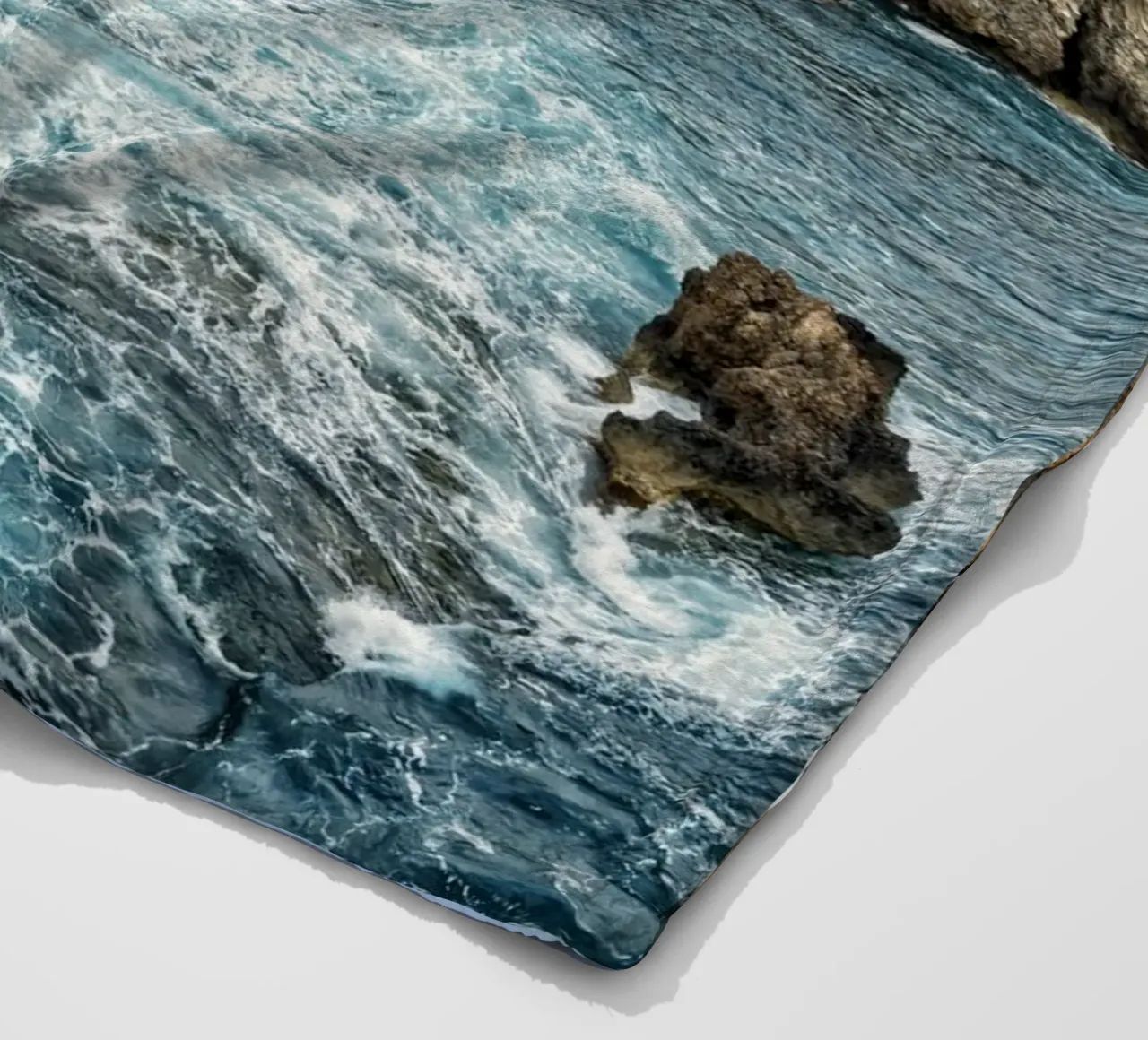 Kust fleecedeken van Curious Collections by Marielle Leenders