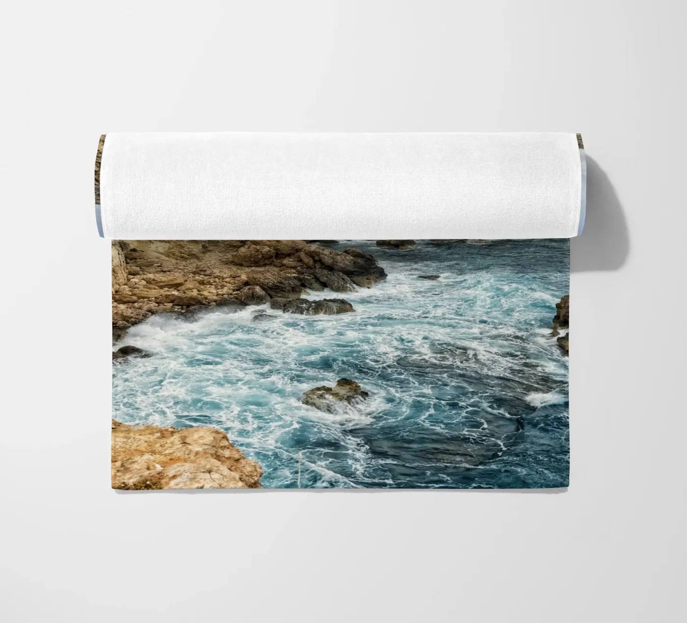 Coastline strandhanddoek van Curious Collections by Marielle Leenders
