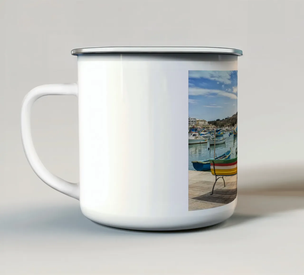 Barche da pesca tazza in smalto da Curious Collections by Marielle Leenders