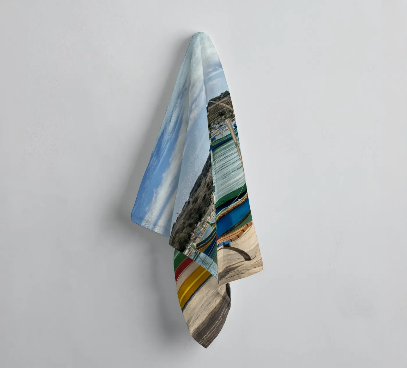 Fischerboote Handtuch von Curious Collections by Marielle Leenders