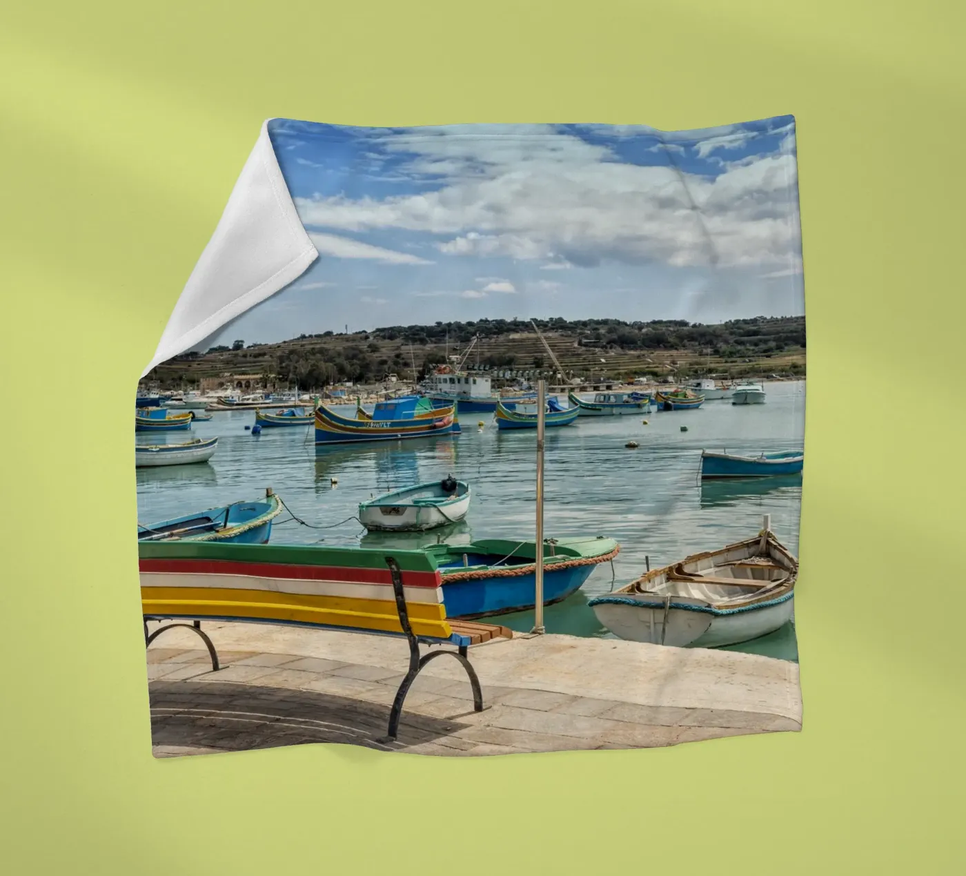 Fischerboote Fleecedecke von Curious Collections by Marielle Leenders