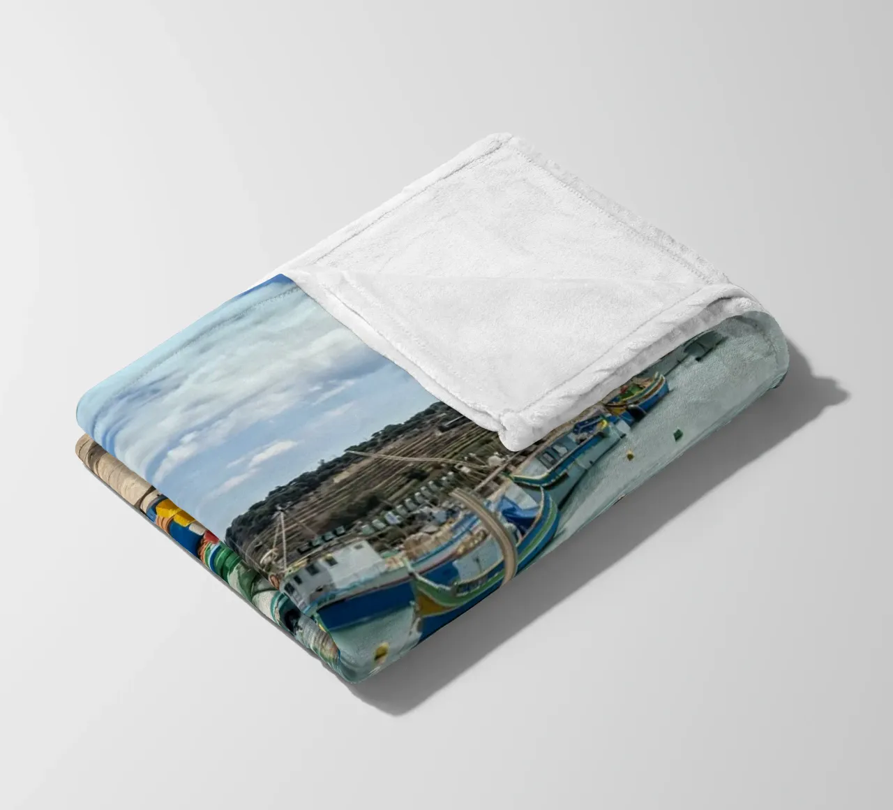 Fischerboote Fleecedecke von Curious Collections by Marielle Leenders