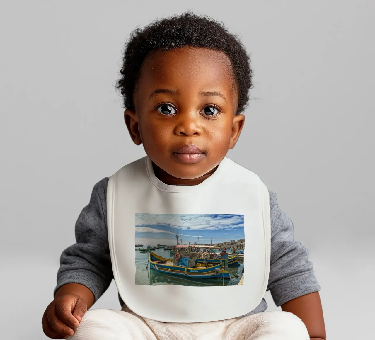 Fischerboote Babylätzchen von Curious Collections by Marielle Leenders