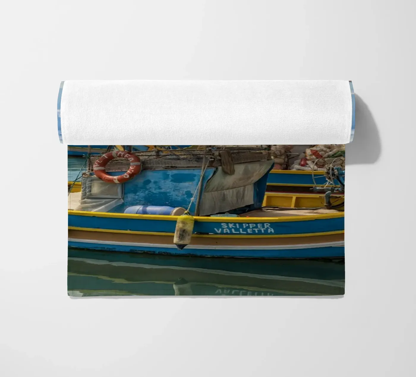 Barche da pesca telo mare da Curious Collections by Marielle Leenders