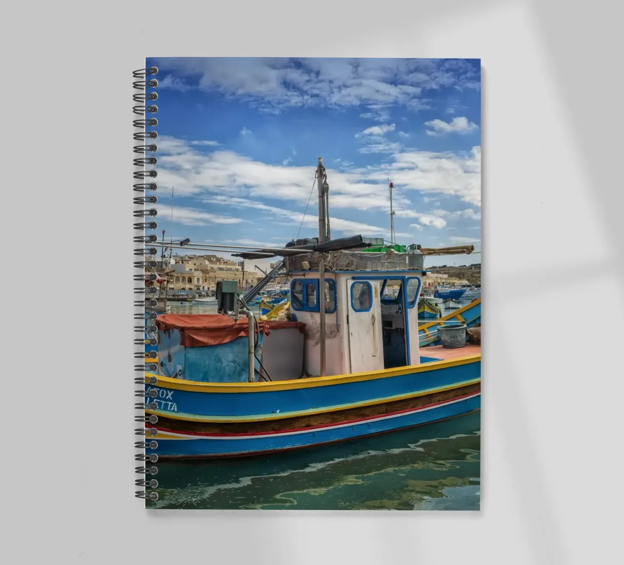 Kleurrijke vissersboot notitieboek met spiraal van Curious Collections by Marielle Leenders