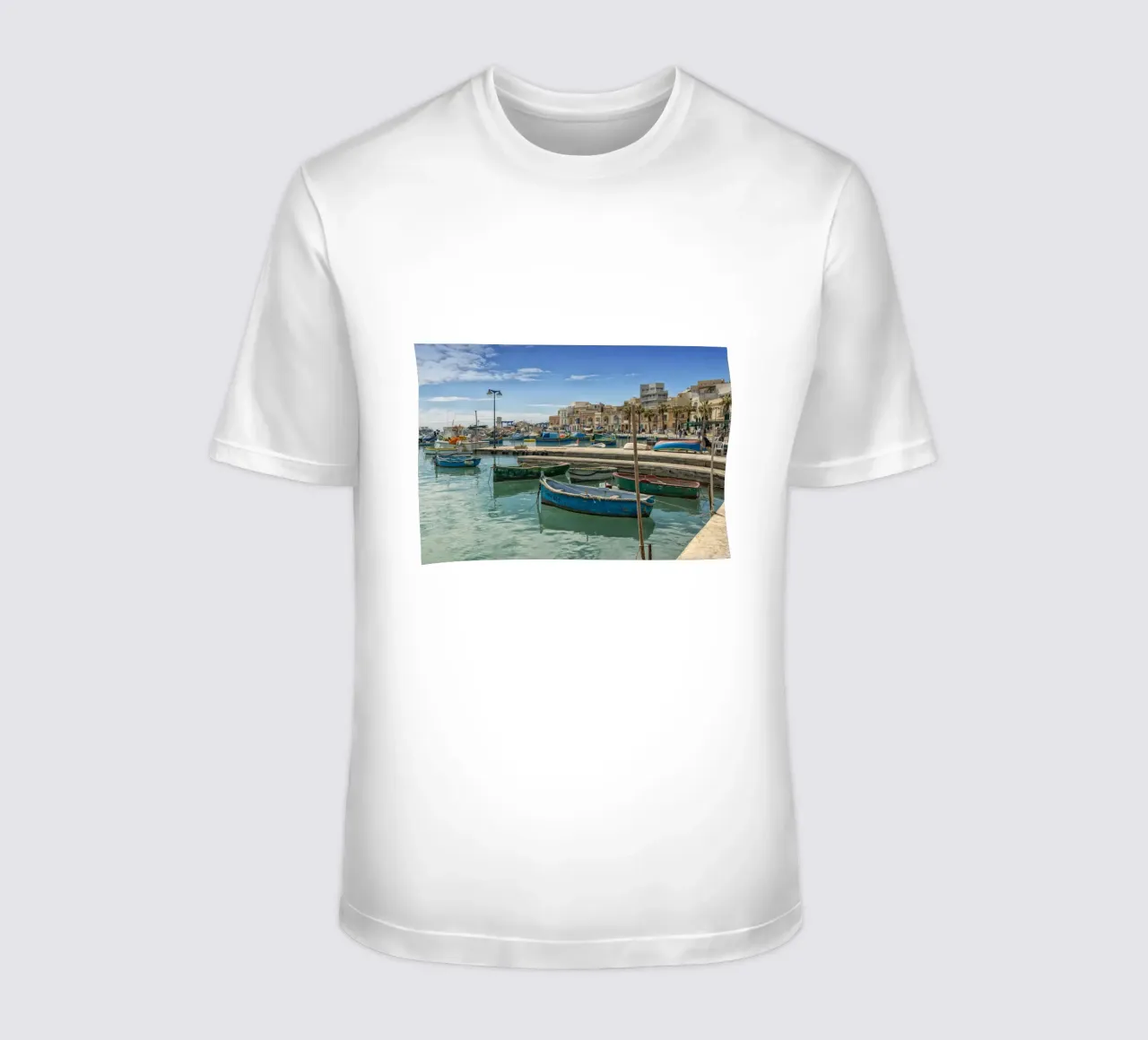Barche da pesca colorate t-shirt da Curious Collections by Marielle Leenders