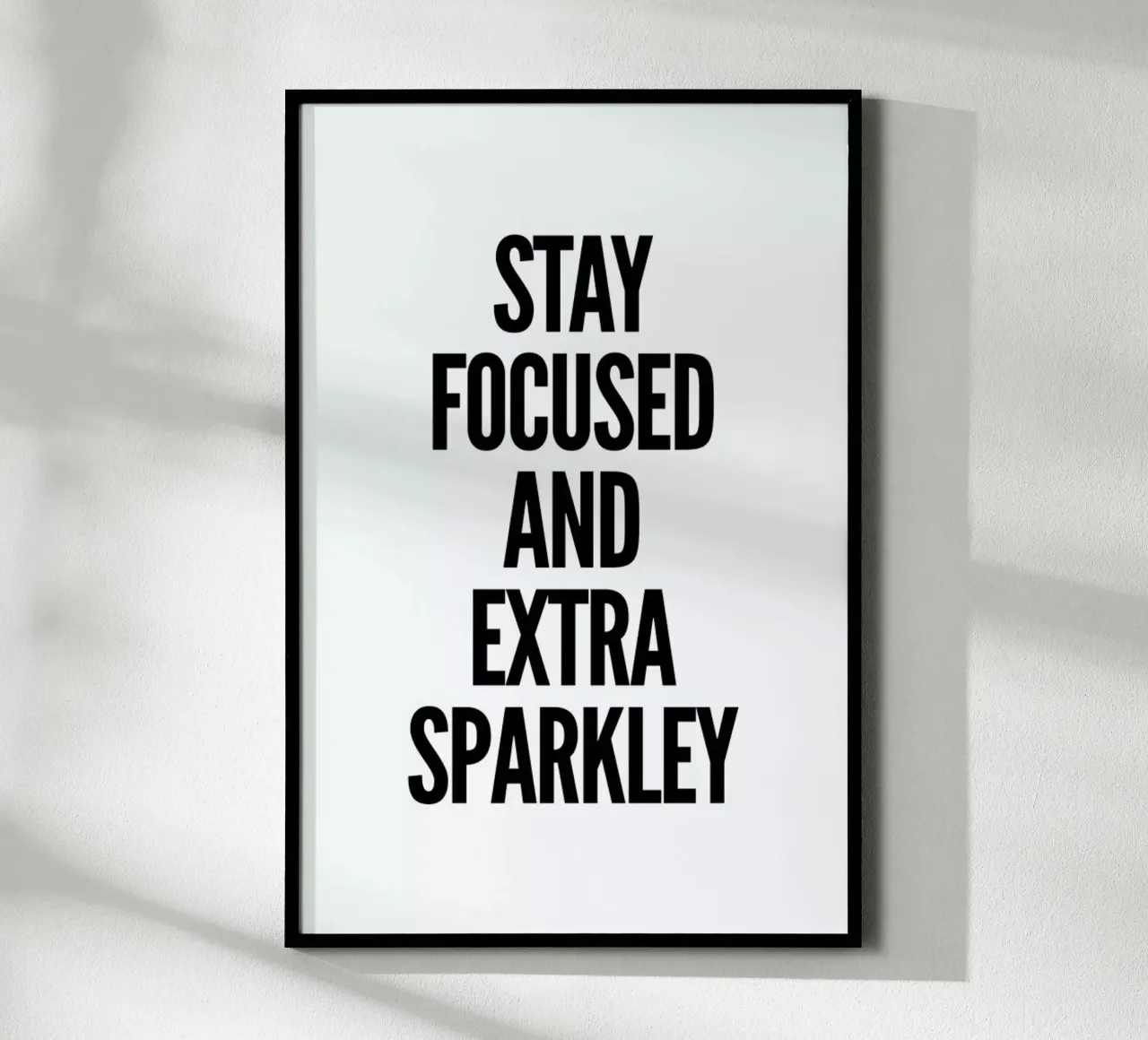 Focused poster van Mottos by Sinan Saydik