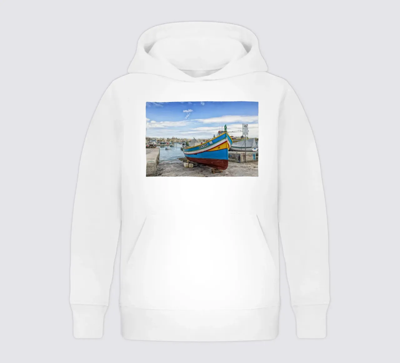 Buntes Fischerboot Kinder Hoodie von Curious Collections by Marielle Leenders