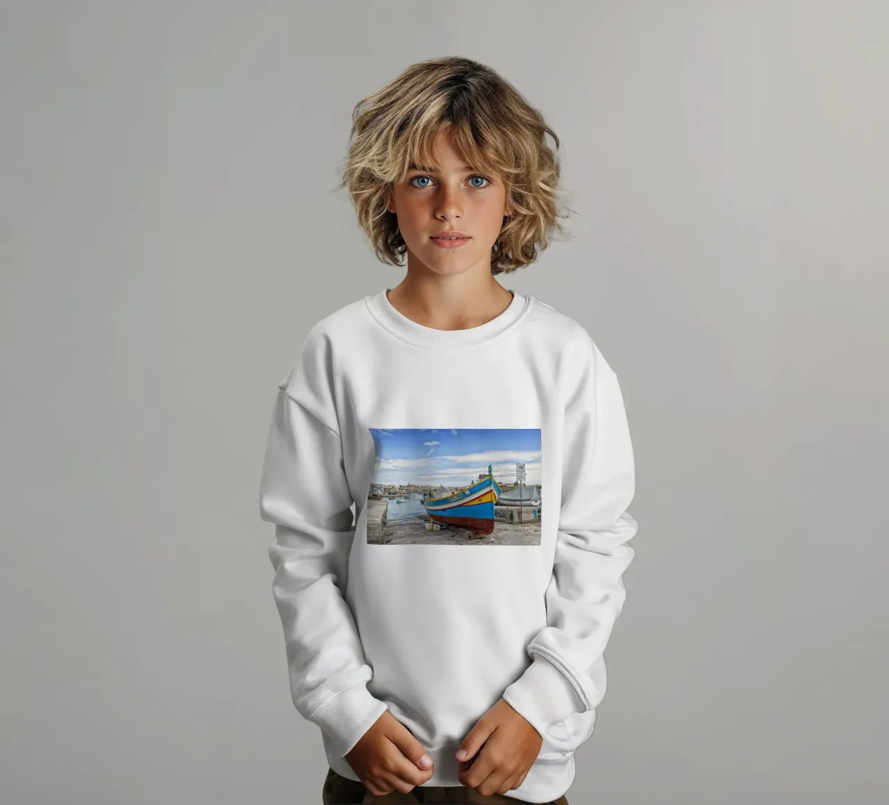 Barca da pesca colorata felpa bambino da Curious Collections by Marielle Leenders