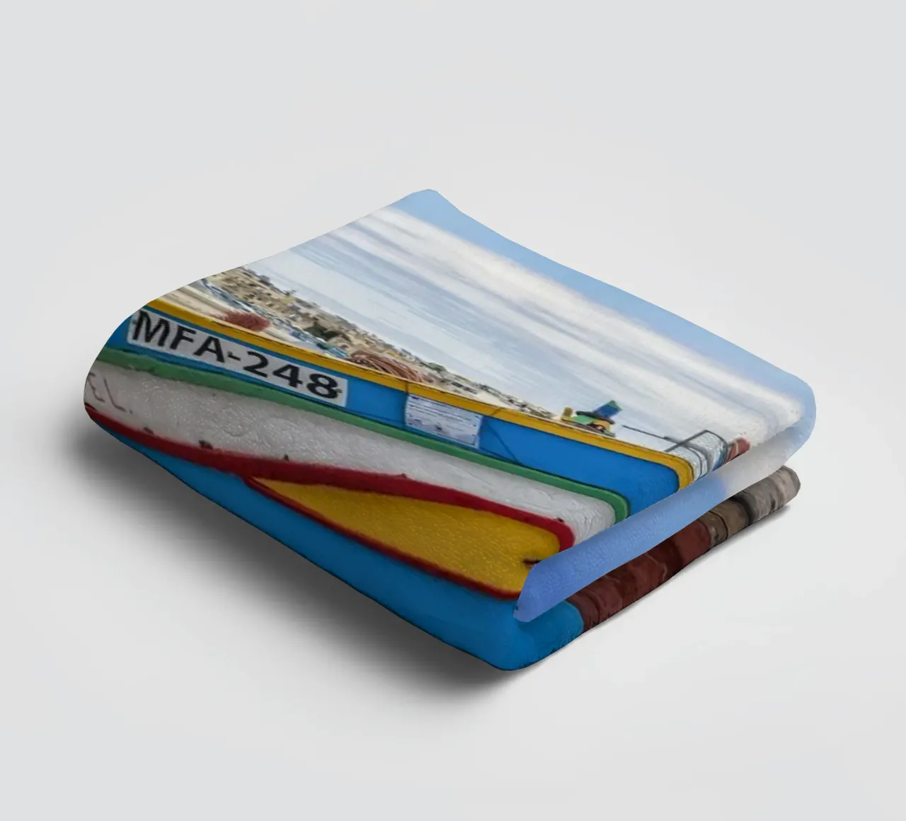 Barca da pesca colorata asciugamano da bagno da Curious Collections by Marielle Leenders