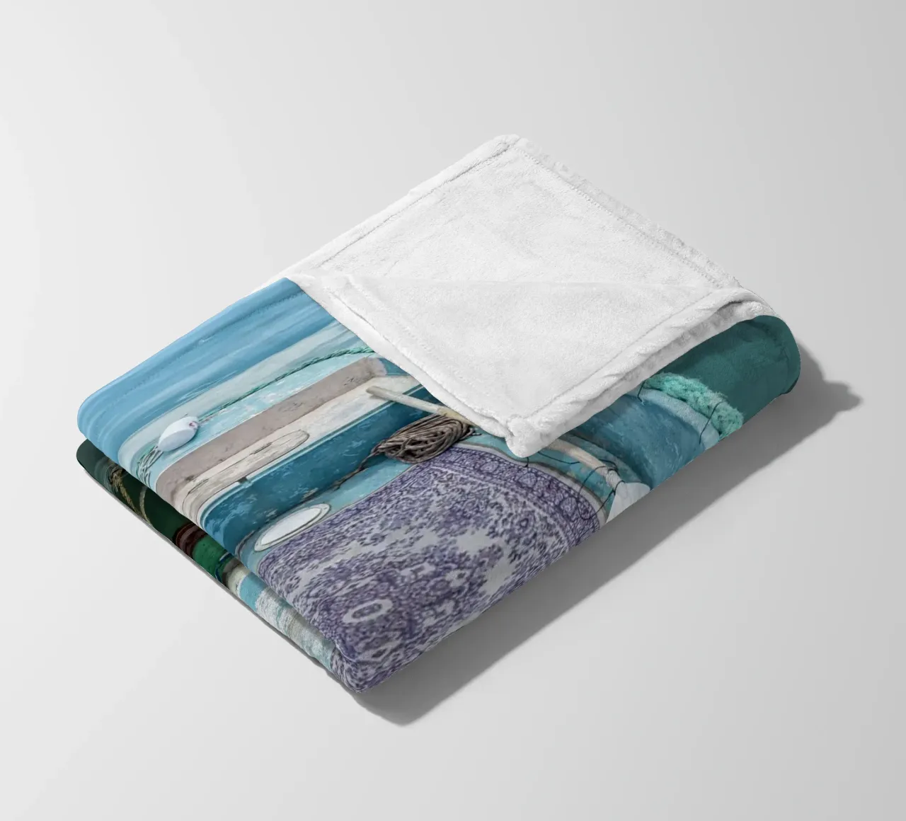 Oldtimer-Fischerboot Fleecedecke von Curious Collections by Marielle Leenders