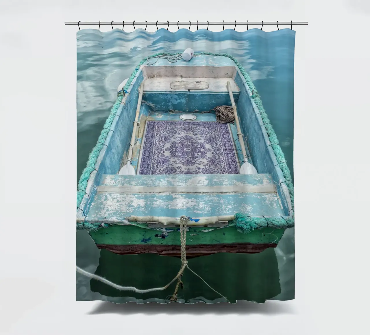 Oldtimer-Fischerboot Duschvorhang von Curious Collections by Marielle Leenders