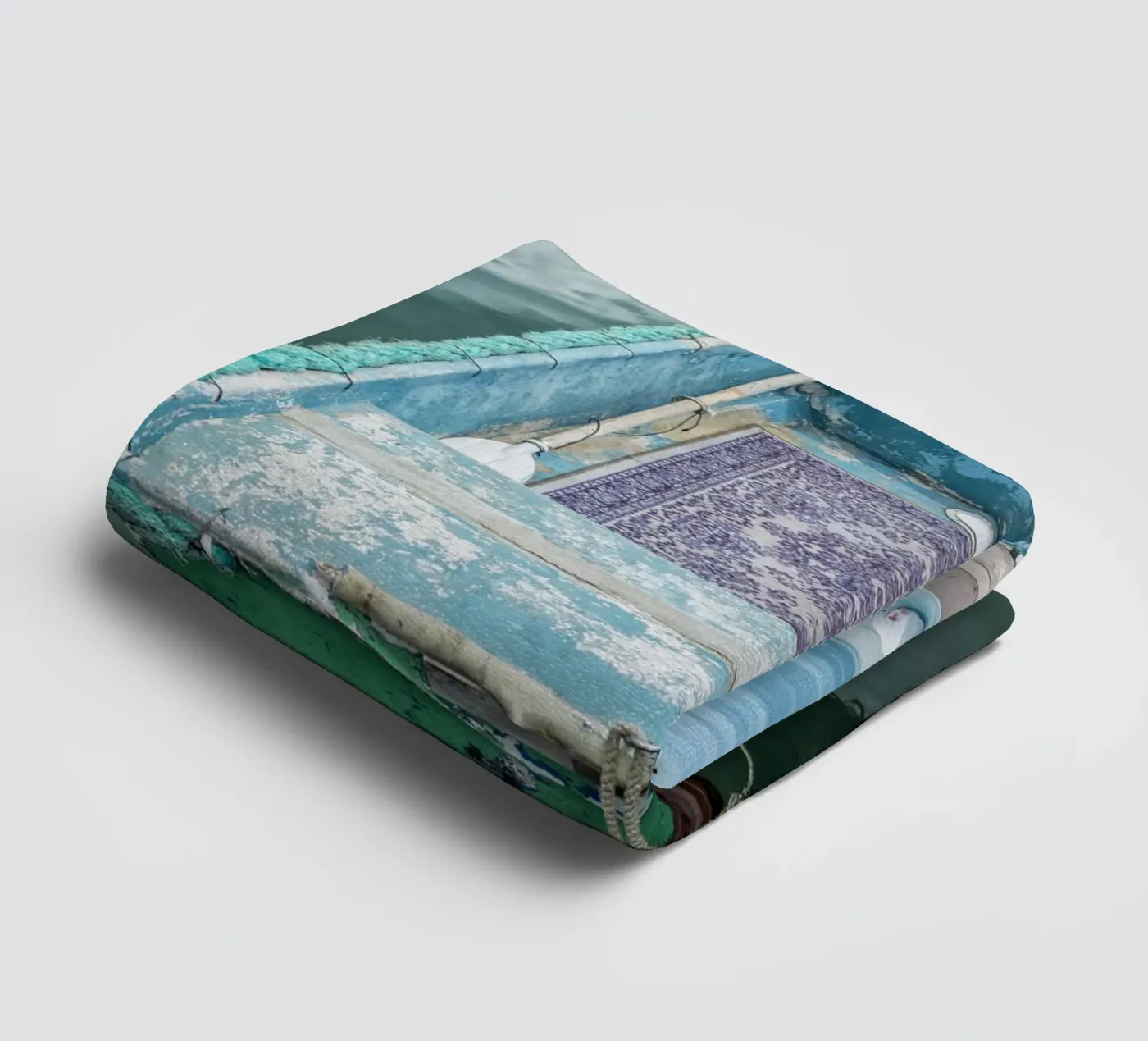 Oldtimer-Fischerboot Handtuch von Curious Collections by Marielle Leenders