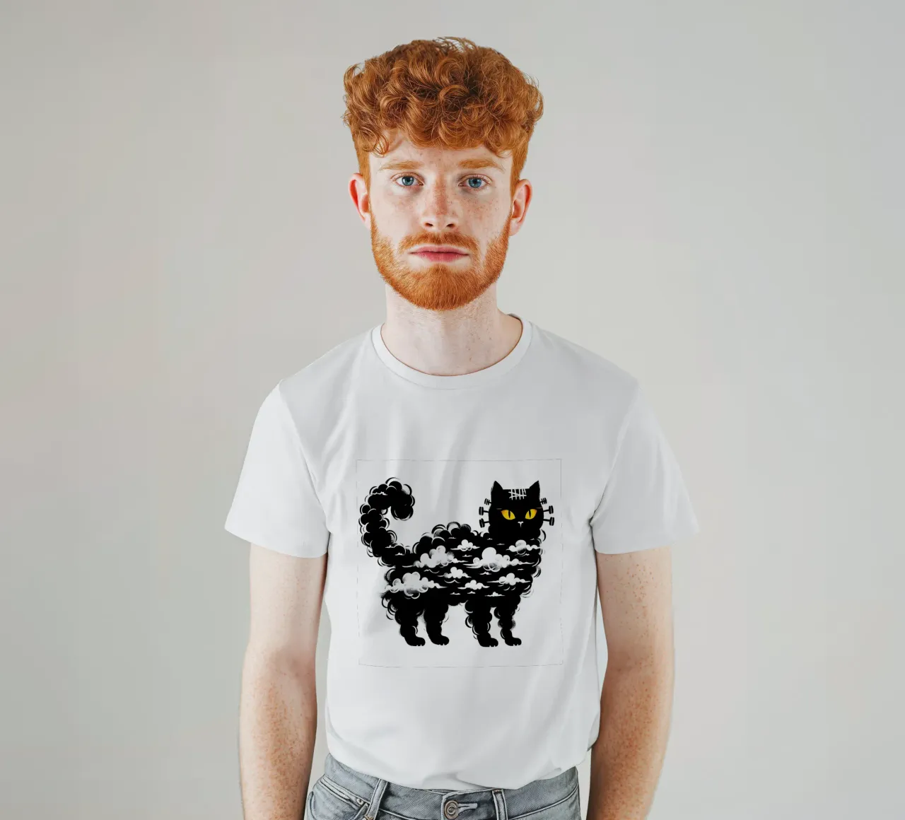 Il gatto di Frankenstein t-shirt da ARTOMATIC