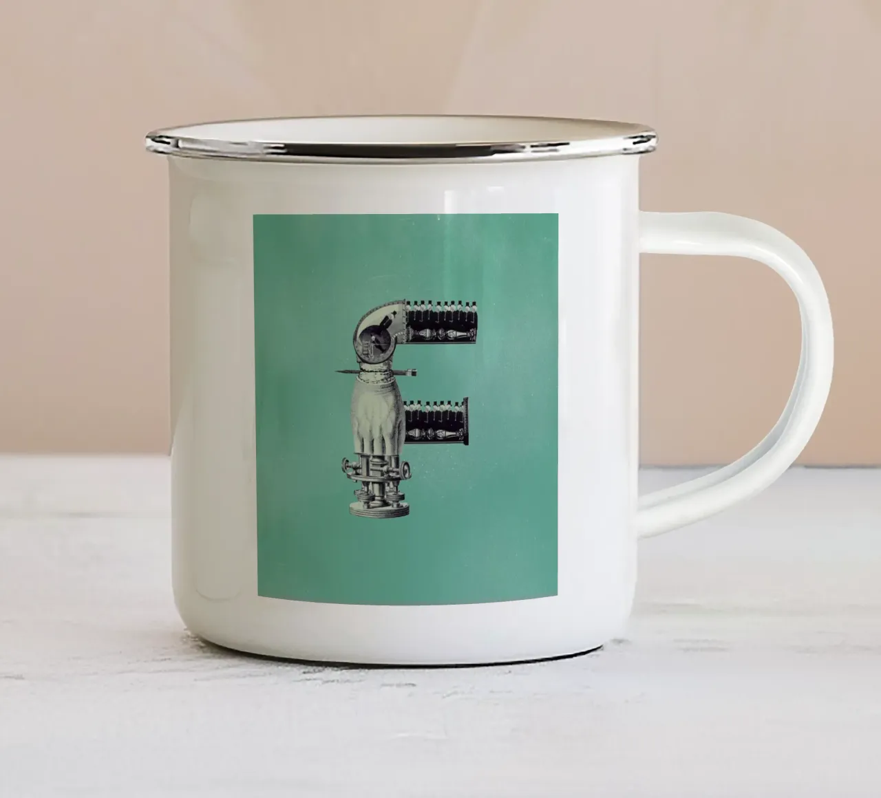 Steampunk Alphabet Letter F tazza in smalto da Birgit Palma
