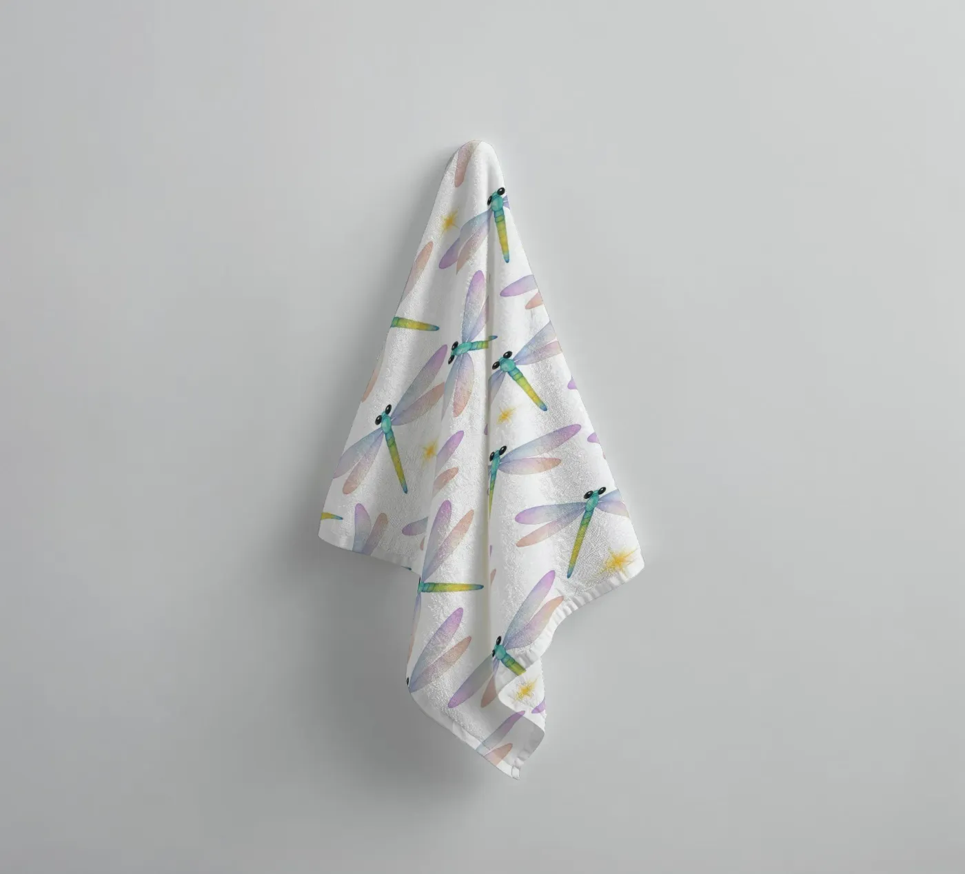 Dragonflies pattern Handtuch von Happypatterns