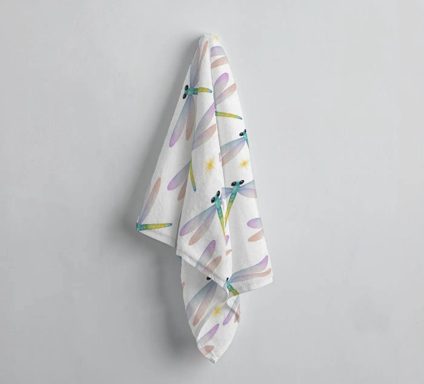 Dragonflies pattern Handtuch von Happypatterns