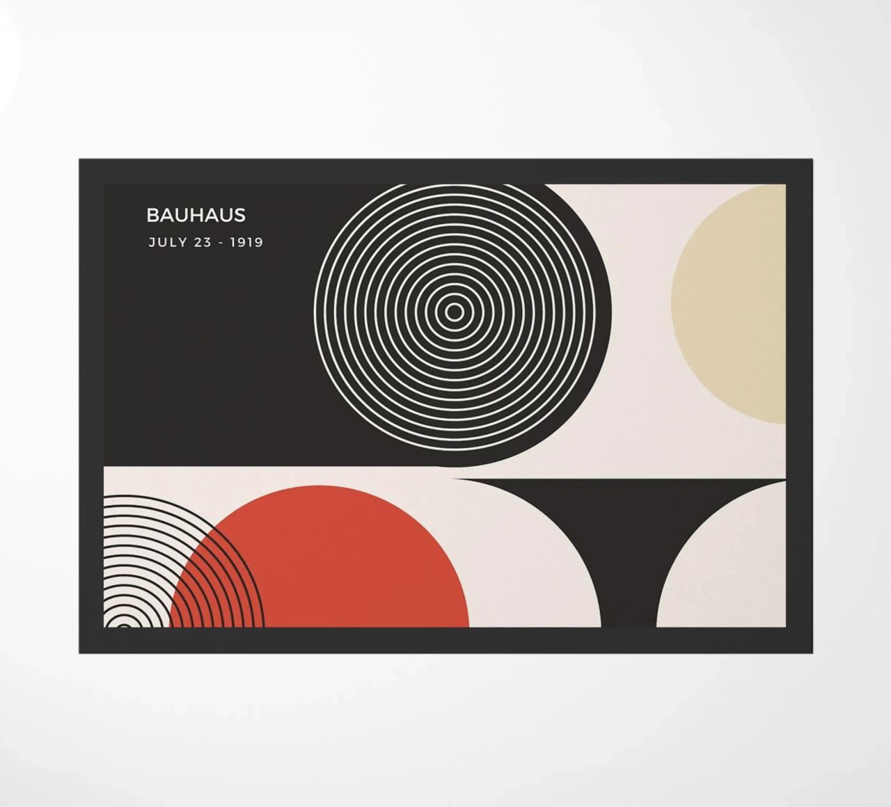 Exposición Bauhaus - Diseño de círculos y colores primarios felpudo de Whole©