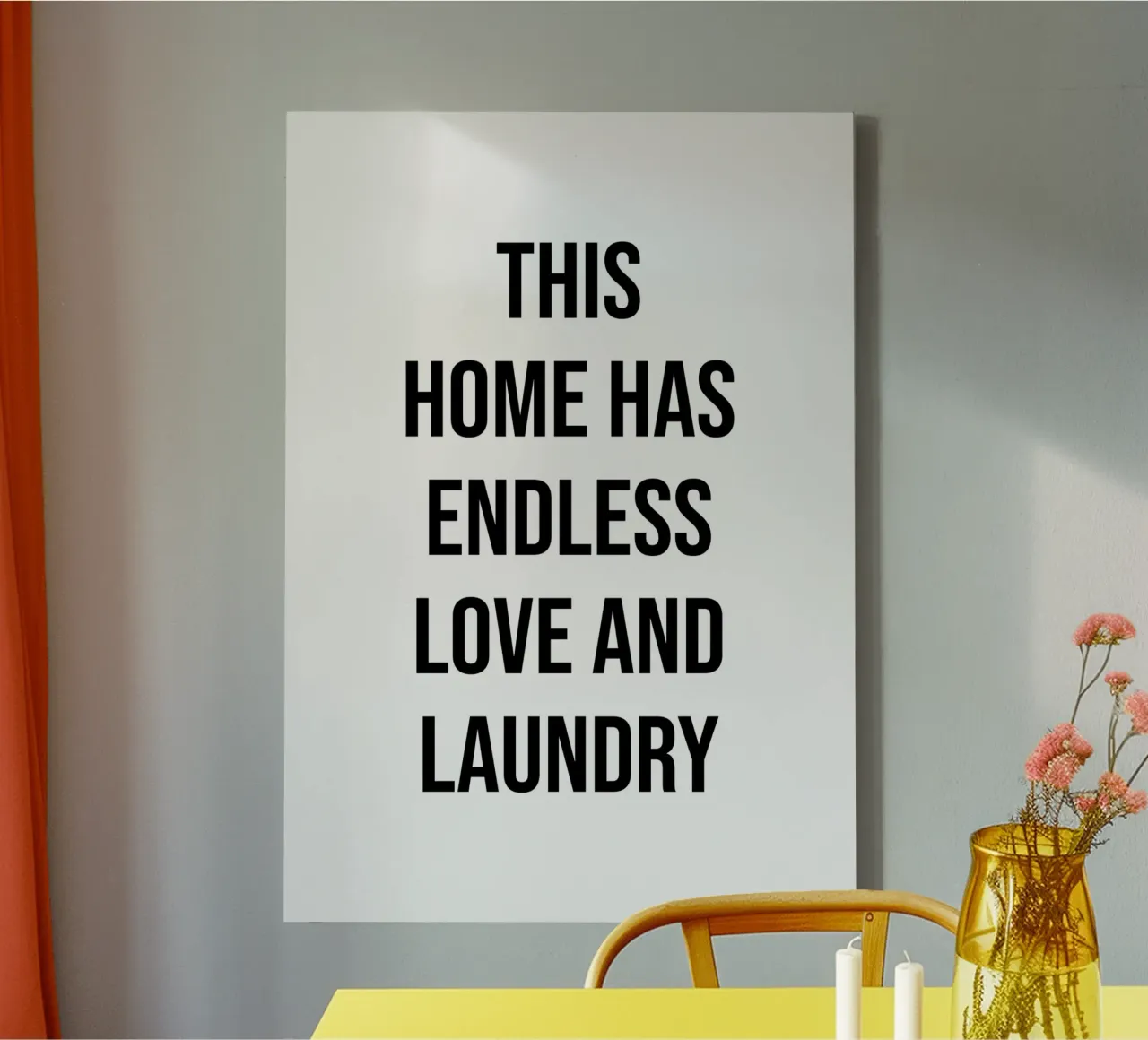 Questa casa ha un amore infinito e una citazione di lavanderia tela con Cornice a cassetta da Paigaam Studio
