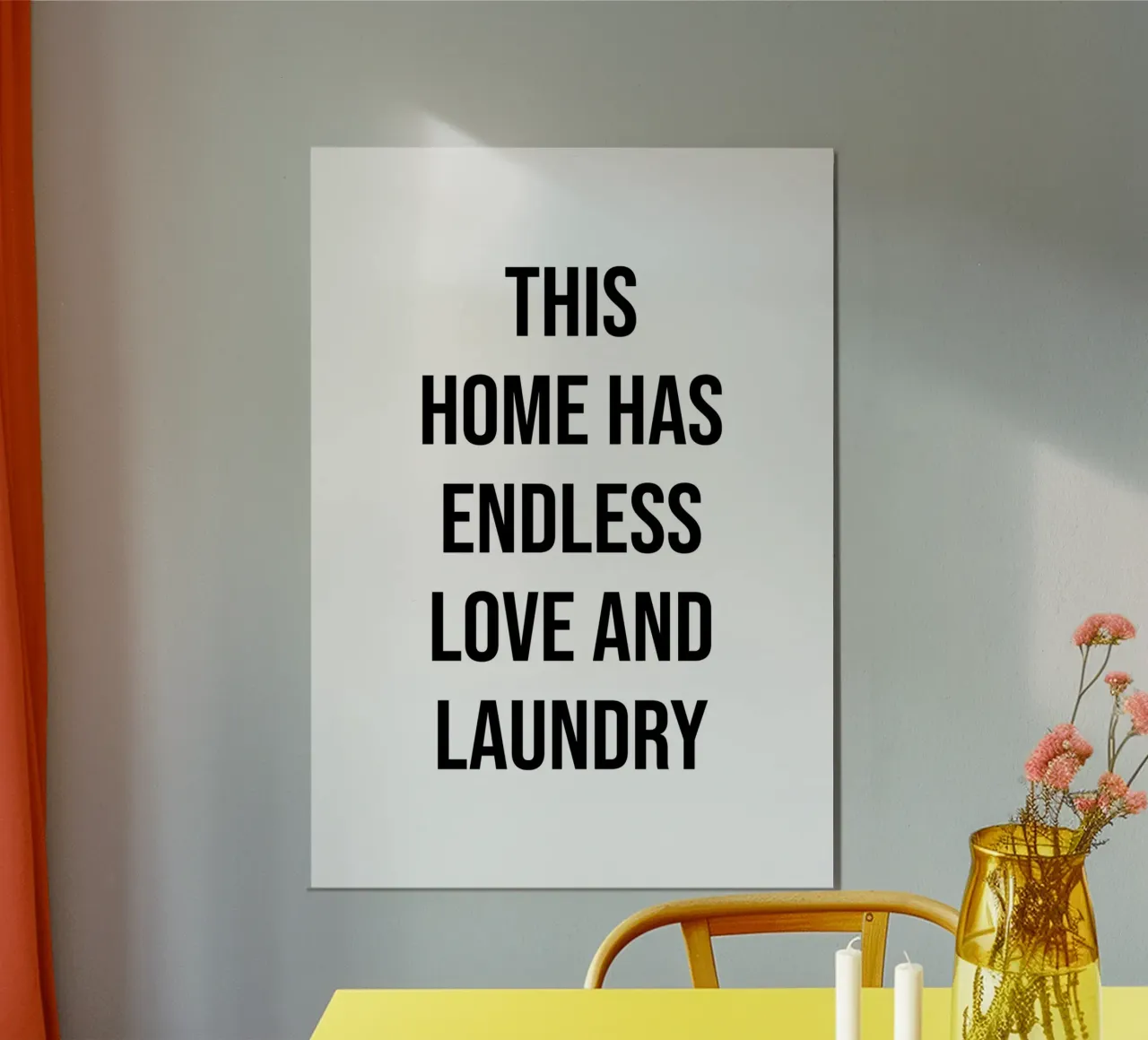 Questa casa ha un amore infinito e una citazione di lavanderia poster da Paigaam Studio