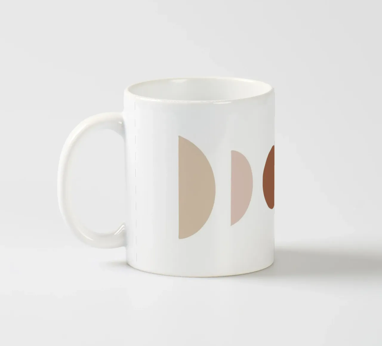Abstracte geometrie - Boho minimalisme keramische mok van Whole©