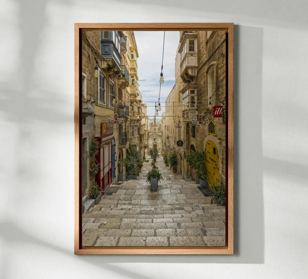 Vue de la rue La Valette Malte alu dibond de Curious Collections by Marielle Leenders