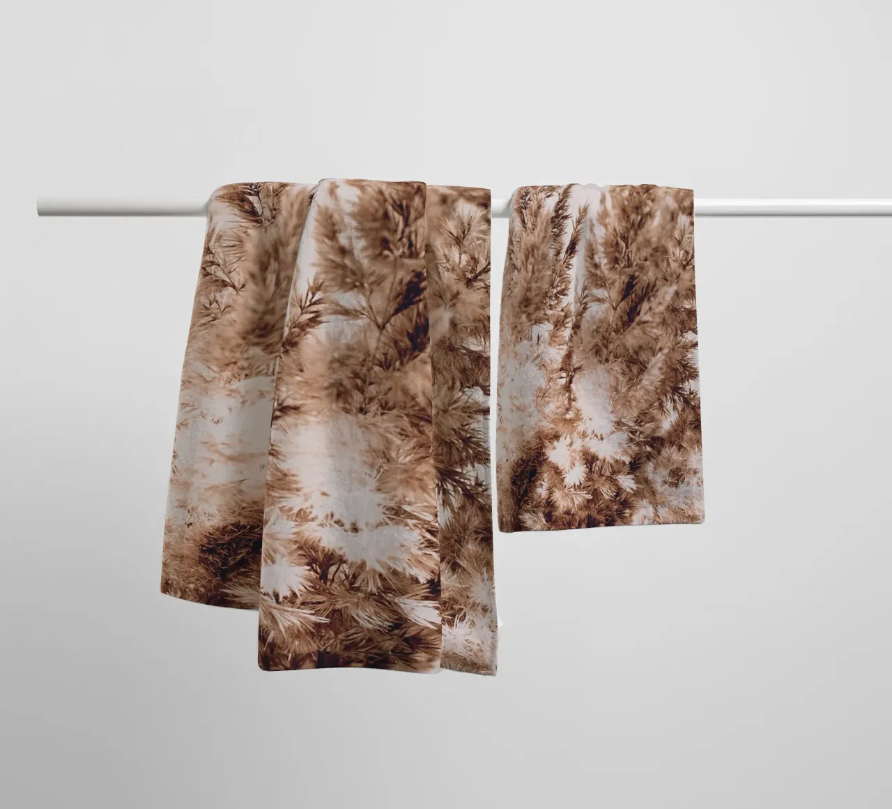Pampas grass in boho style - natural elegance towel by Whole©
